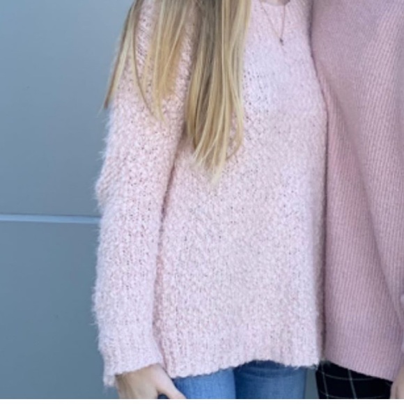 Pink Sweater - Picture 2 of 3